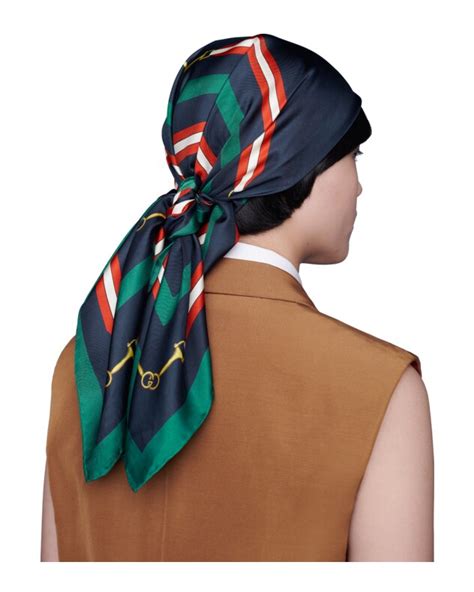 foular gucci nero prezzi|Sciarpe, foulard e scialli da donna Gucci .